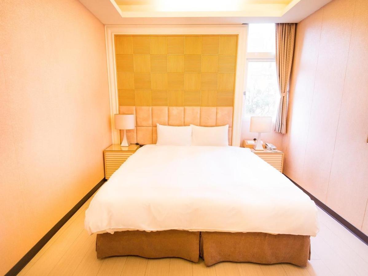 Aoike Hot Spring Hotel Jiaoxi Exteriör bild
